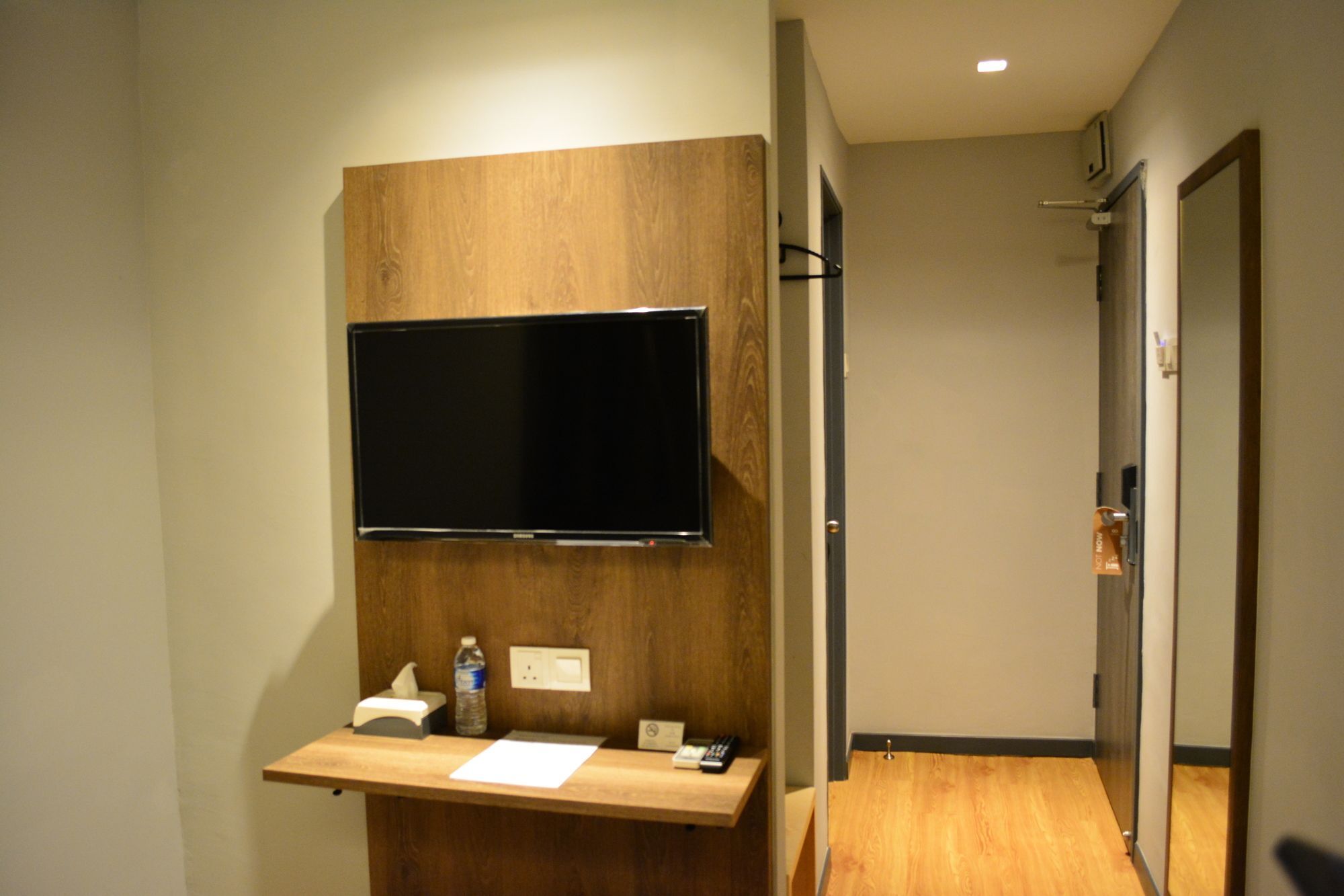 Go Hotel Subang Jaya Luaran gambar